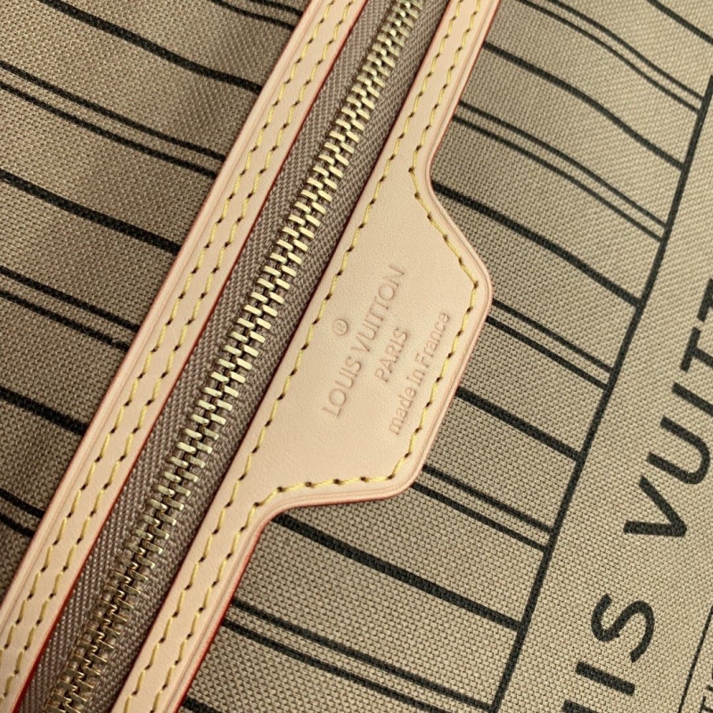 LV Shopping Bags